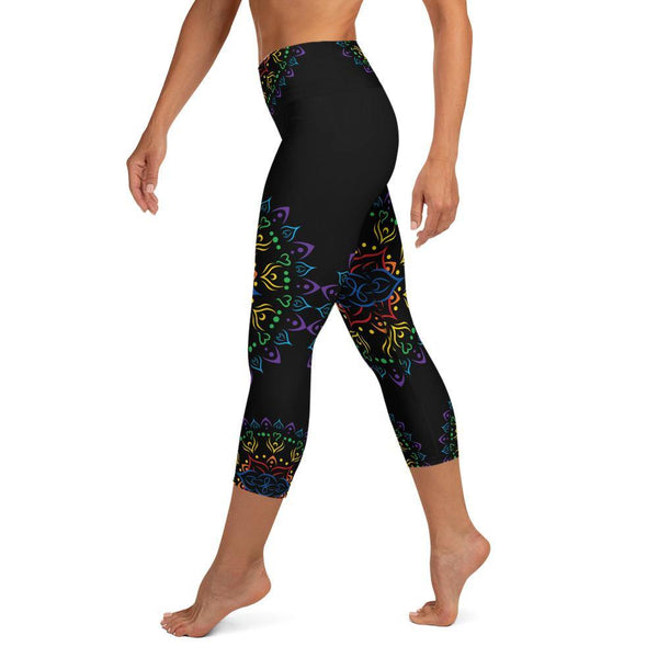 Capri Yoga Leggings - Mandala All Over (Black)